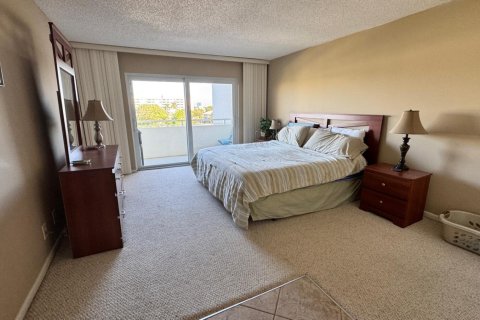Copropriété à vendre à Pompano Beach, Floride: 2 chambres, 104.98 m2 № 2146007 - photo 13