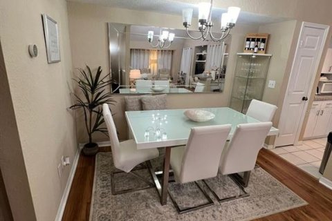 Condo in Orlando, Florida, 1 bedroom  № 1796227 - photo 15