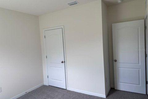 Villa ou maison à louer à Sanford, Floride: 4 chambres, 170.57 m2 № 2432586 - photo 11