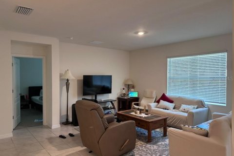 Villa ou maison à louer à Sanford, Floride: 4 chambres, 170.57 m2 № 2432586 - photo 6
