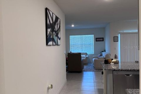Villa ou maison à louer à Sanford, Floride: 4 chambres, 170.57 m2 № 2432586 - photo 5