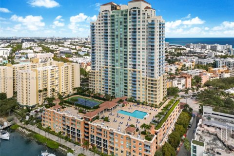 Copropriété à vendre à Miami Beach, Floride: 2 chambres, 100.33 m2 № 1976167 - photo 9