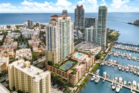 Copropriété à vendre à Miami Beach, Floride: 2 chambres, 100.33 m2 № 1976167 - photo 2