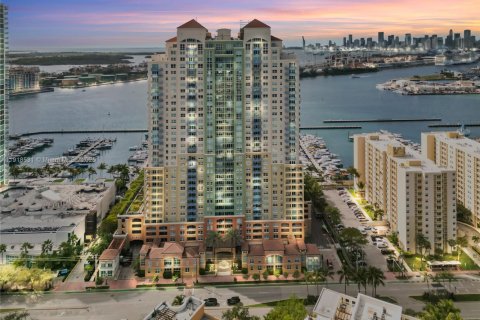 Copropriété à vendre à Miami Beach, Floride: 2 chambres, 100.33 m2 № 1976167 - photo 3