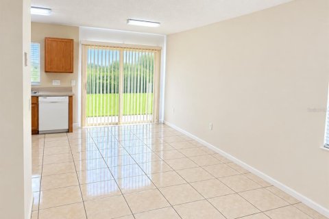 Villa ou maison à vendre à Orlando, Floride: 4 chambres, 182.27 m2 № 2353427 - photo 4