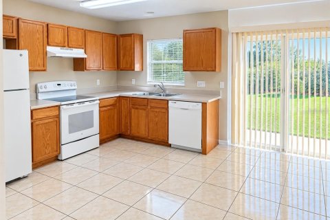 Villa ou maison à vendre à Orlando, Floride: 4 chambres, 182.27 m2 № 2353427 - photo 3