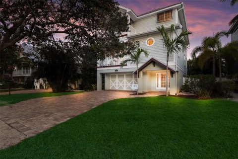 Villa ou maison à vendre à Anna Maria, Floride: 5 chambres, 248.98 m2 № 1648151 - photo 1