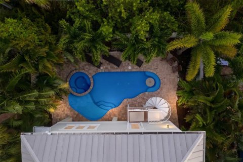 Villa ou maison à vendre à Anna Maria, Floride: 5 chambres, 248.98 m2 № 1648151 - photo 3