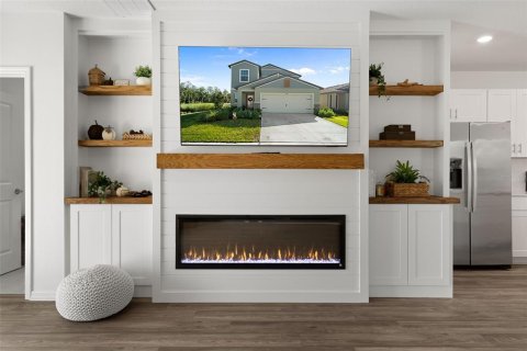 Villa ou maison à vendre à New Port Richey, Floride: 5 chambres, 221.94 m2 № 2401060 - photo 3