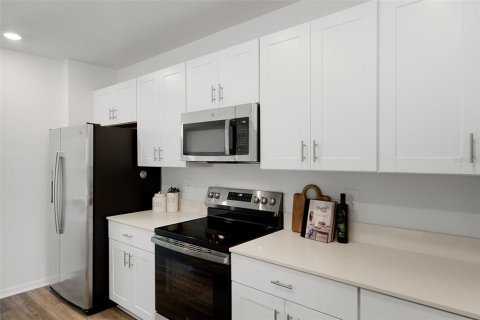 Villa ou maison à vendre à New Port Richey, Floride: 5 chambres, 221.94 m2 № 2401060 - photo 21
