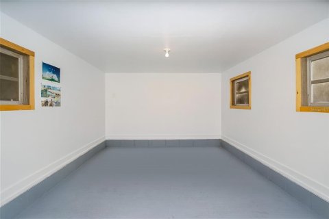 House in Orlando, Florida 4 bedrooms, 171.96 sq.m. № 1918614 - photo 5