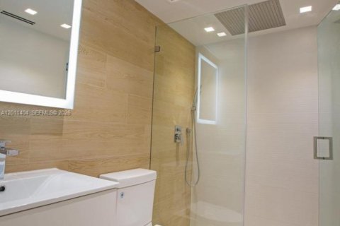Copropriété à louer à Miami, Floride: 2 chambres, 92.34 m2 № 2075175 - photo 6