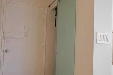Copropriété à louer à Miami, Floride: 2 chambres, 92.34 m2 № 2075175 - photo 22