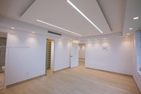 Copropriété à louer à Miami, Floride: 2 chambres, 92.34 m2 № 2075175 - photo 7