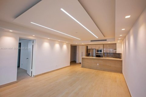 Copropriété à louer à Miami, Floride: 2 chambres, 92.34 m2 № 2075175 - photo 5