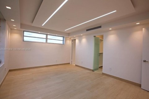 Copropriété à louer à Miami, Floride: 2 chambres, 92.34 m2 № 2075175 - photo 16