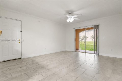 Снять в аренду кондоминиум в Коконат Крик, Флорида 2 спальни, 94.3м2, № 2010128 - фото 4