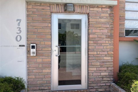 Condominio en venta en Miami Beach, Florida, 1 dormitorio, 60.39 m2 № 1980069 - foto 7