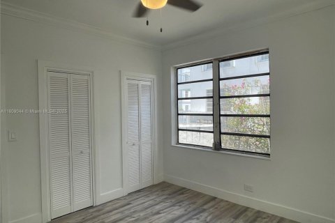 Condominio en venta en Miami Beach, Florida, 1 dormitorio, 60.39 m2 № 1980069 - foto 13