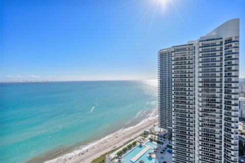 Condo à Hollywood, Floride, 1 chambre  № 2048369