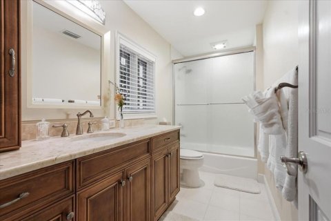 Villa ou maison à vendre à Tampa, Floride: 5 chambres, 397.44 m2 № 2284353 - photo 27