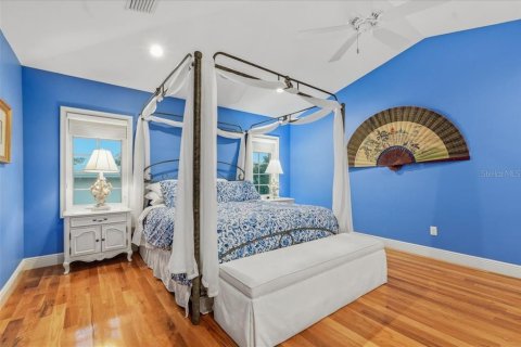 Villa ou maison à vendre à Tampa, Floride: 5 chambres, 397.44 m2 № 2284353 - photo 18