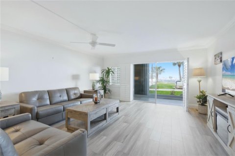 Condo in Venice, Florida, 2 bedrooms  № 2094139 - photo 7