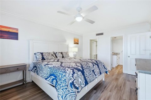 Condo in Venice, Florida, 2 bedrooms  № 2094139 - photo 21