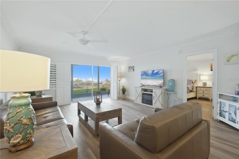 Condo in Venice, Florida, 2 bedrooms  № 2094139 - photo 5