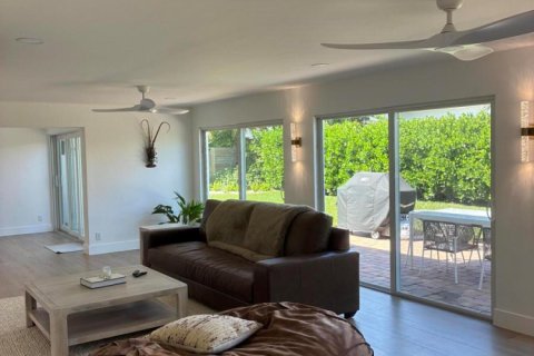 Villa ou maison à louer à North Palm Beach, Floride: 3 chambres, 204.29 m2 № 2414644 - photo 16