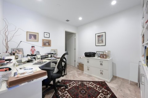 Condo in West Palm Beach, Florida, 2 bedrooms № 2246695 - photo 22