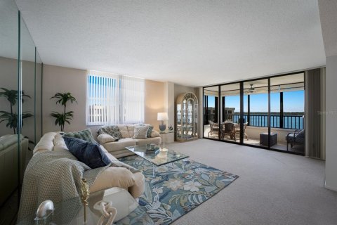 Condo in Sarasota, Florida, 2 bedrooms  № 1786400 - photo 13