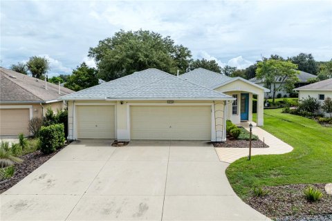 Villa ou maison à vendre à Tavares, Floride: 3 chambres, 159.7 m2 № 2351799 - photo 2