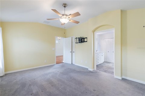 Villa ou maison à vendre à Tavares, Floride: 3 chambres, 159.7 m2 № 2351799 - photo 19