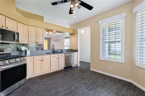 Villa ou maison à vendre à Tavares, Floride: 3 chambres, 159.7 m2 № 2351799 - photo 7