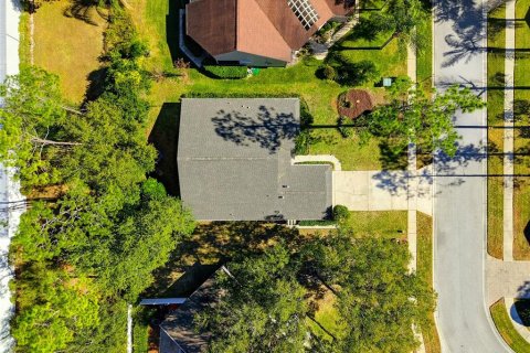 Villa ou maison à vendre à Wesley Chapel, Floride: 2 chambres, 164.72 m2 № 2142115 - photo 27
