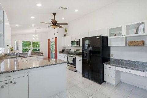 Villa ou maison à vendre à Wesley Chapel, Floride: 2 chambres, 164.72 m2 № 2142115 - photo 16