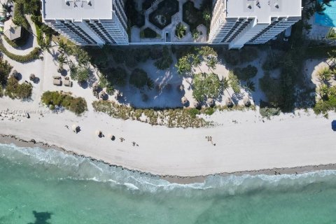 Condo in Key Biscayne, Florida, 2 bedrooms  № 1691176 - photo 27