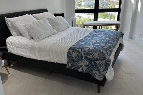 Condo in Key Biscayne, Florida, 2 bedrooms  № 1691176 - photo 12
