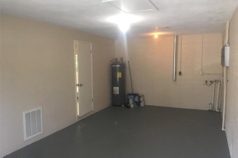 House in Daytona Beach, Florida 3 bedrooms, 120.77 sq.m. № 1554437 - photo 4
