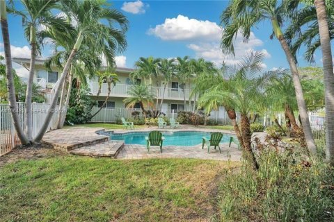 Copropriété à vendre à Fort Lauderdale, Floride: 2 chambres, 71.72 m2 № 2026765 - photo 2