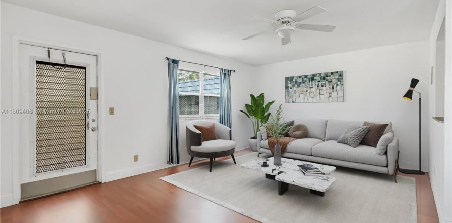 Condo in Delray Beach, Florida, 1 bedroom № 1934663