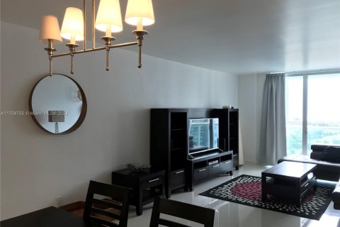 Copropriété à louer à Sunny Isles Beach, Floride: 2 chambres, 141.49 m2 № 1936888 - photo 15