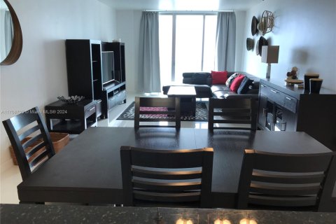 Copropriété à louer à Sunny Isles Beach, Floride: 2 chambres, 141.49 m2 № 1936888 - photo 18