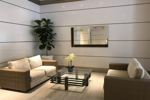 Copropriété à louer à Sunny Isles Beach, Floride: 2 chambres, 141.49 m2 № 1936888 - photo 7