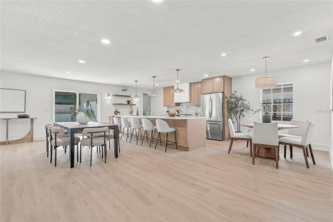 Villa ou maison à vendre à Tampa, Floride: 3 chambres, 233.18 m2 № 2429395 - photo 9