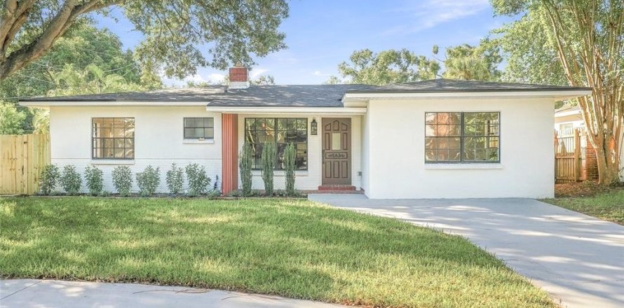 Villa ou maison à Tampa, Floride 3 chambres, 233.18 m2 № 2429395