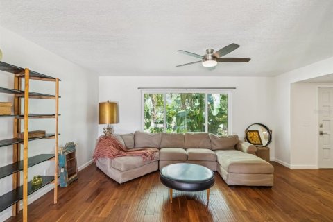 Casa en venta en Dunedin, Florida, 3 dormitorios, 170.2 m2 № 1853526 - foto 7