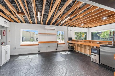 Immobilier commercial à louer à Longwood, Floride: 94.76 m2 № 1821318 - photo 13