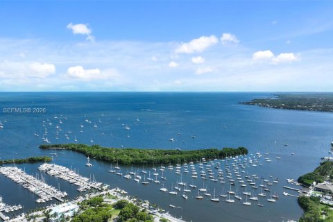 Condominio en alquiler en Miami, Florida, 2 dormitorios, 78.5 m2 № 2084906 - foto 2
